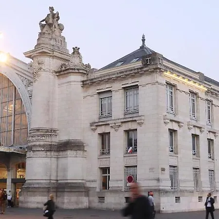 L'historique / Basilique St Martin Tours