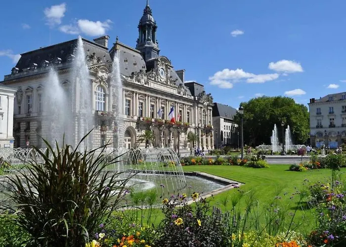 L'historique / Basilique St Martin * 图尔