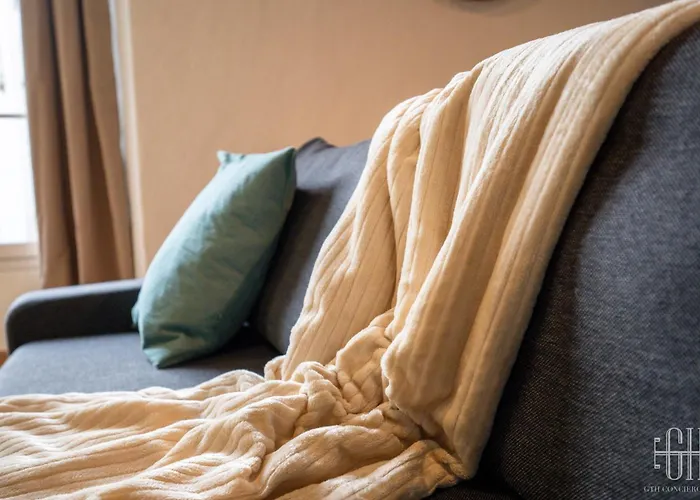 L'historique / Basilique St Martin Appartement *